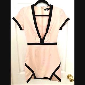 MISSGUIDED deep V mini dress XS (32C)